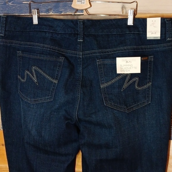 Melissa McCarthy Seven7 Jeans 24 Slim Boot 24 - Picture 7 of 11